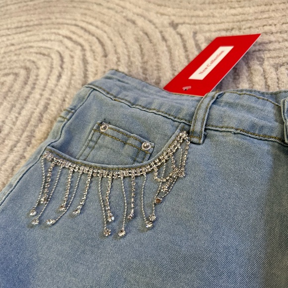 NWT - Denim Shorts with Rhinestones & Pearls - Picture 4 of 9